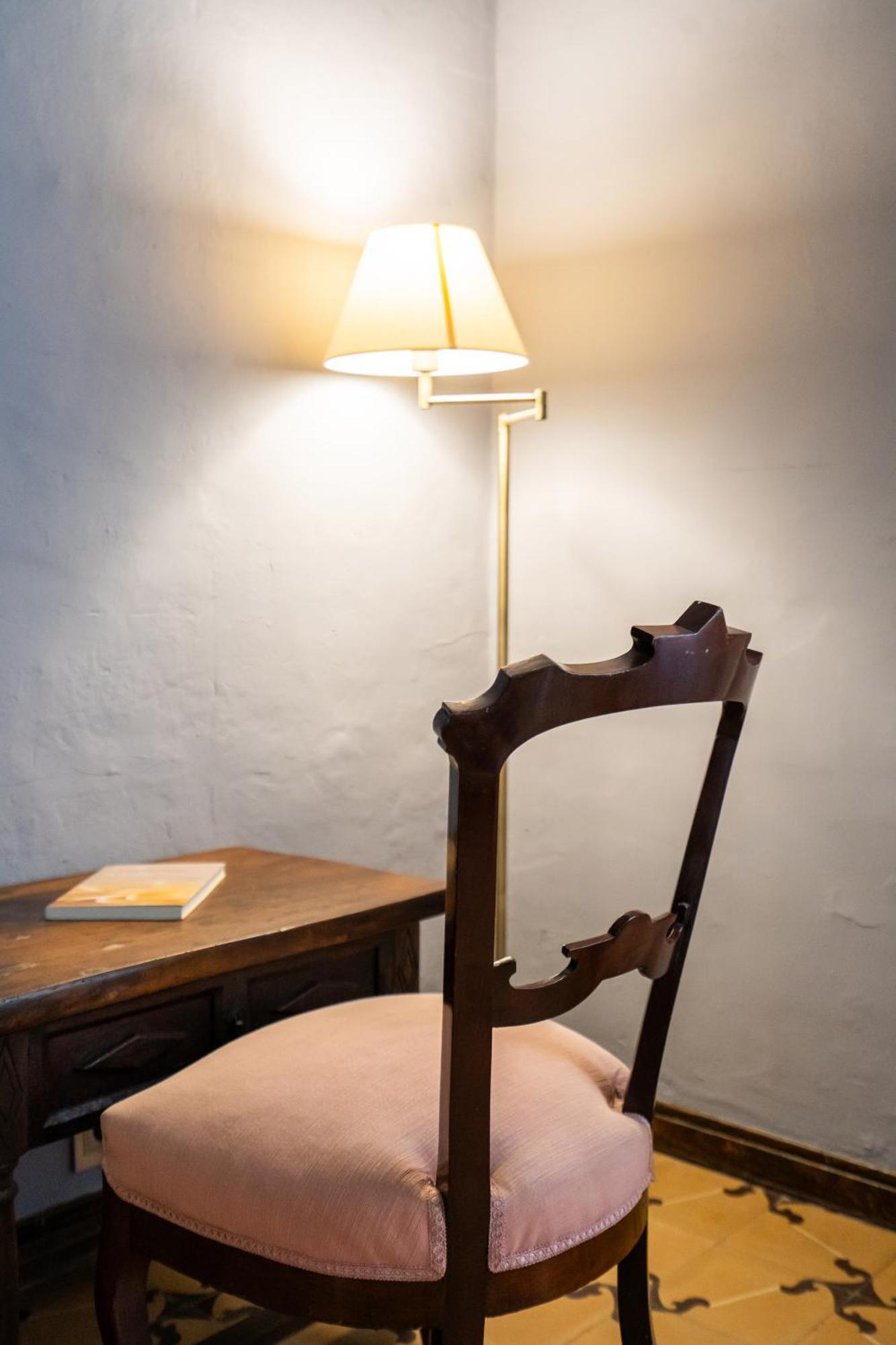 Lo Palauet De La Muralla Balaguer Eksteriør bilde