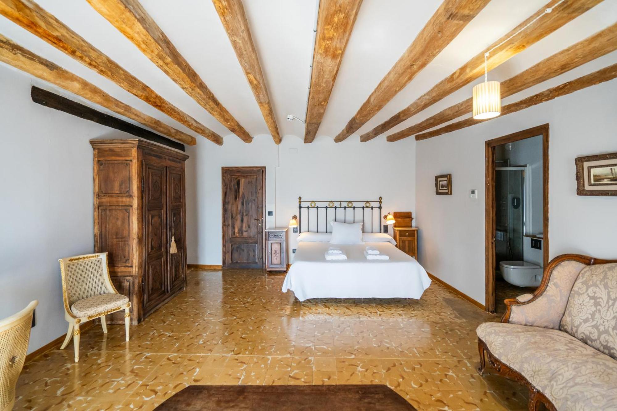 Lo Palauet De La Muralla Balaguer Eksteriør bilde